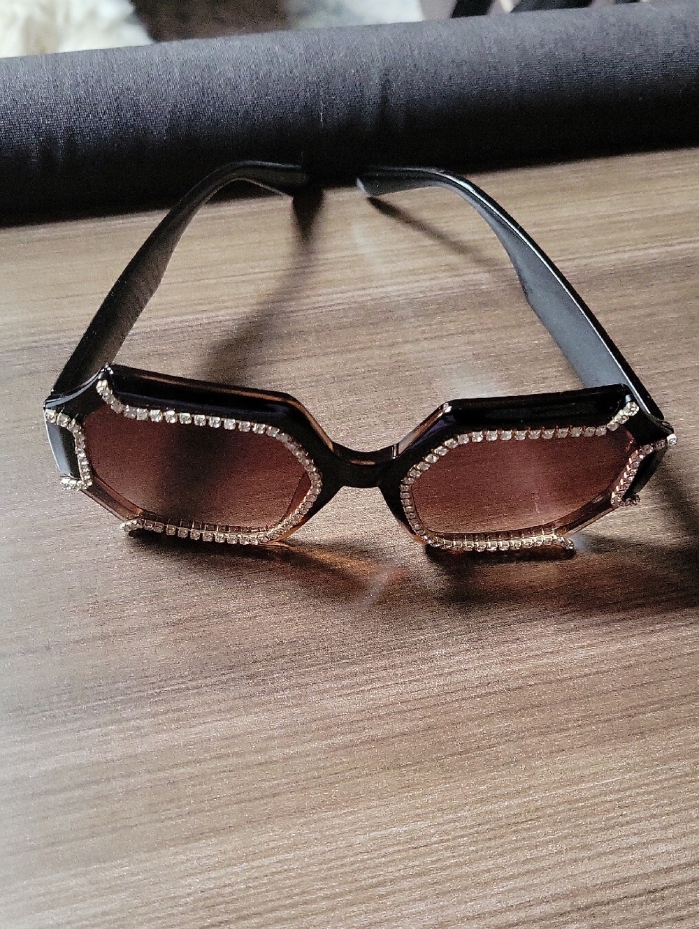 Designer-Inspired Black Rhinestone Accent Sunglasses